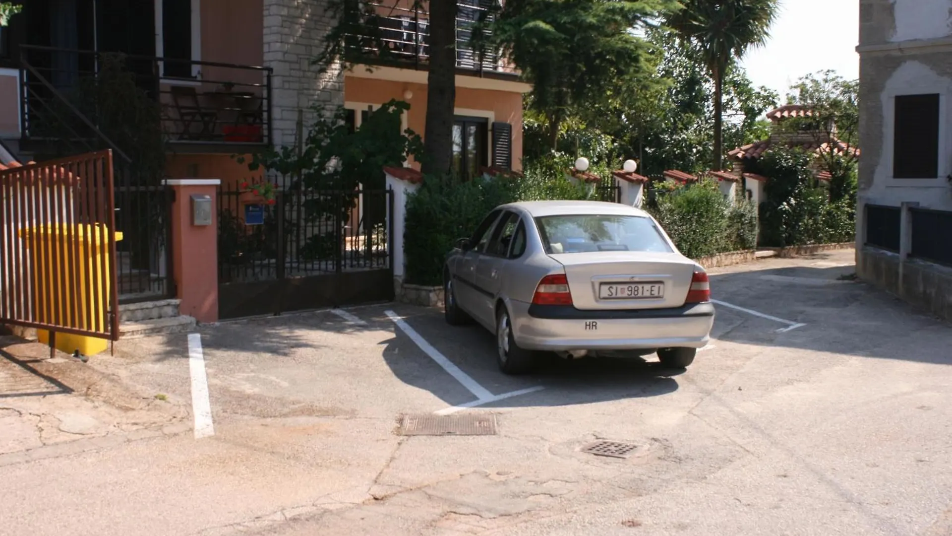Apartments By The Sea Umag - 7029
