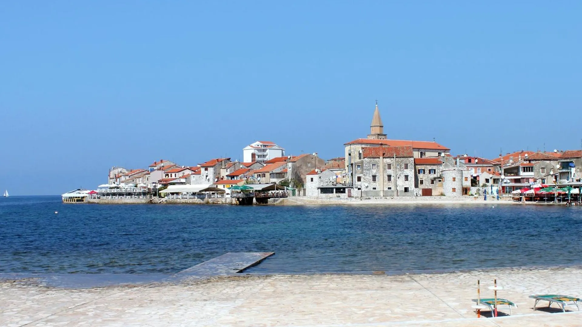 Apartments By The Sea Umag - 7029 0*,